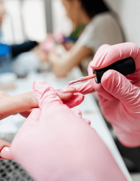 Acrylic Nails Application